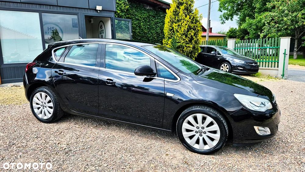 Opel Astra 1.4 T Cosmo - 9