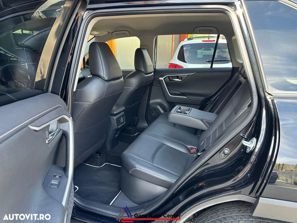 Toyota RAV4 2.5 VVT-iE 4x4 Luxury Plus - 18