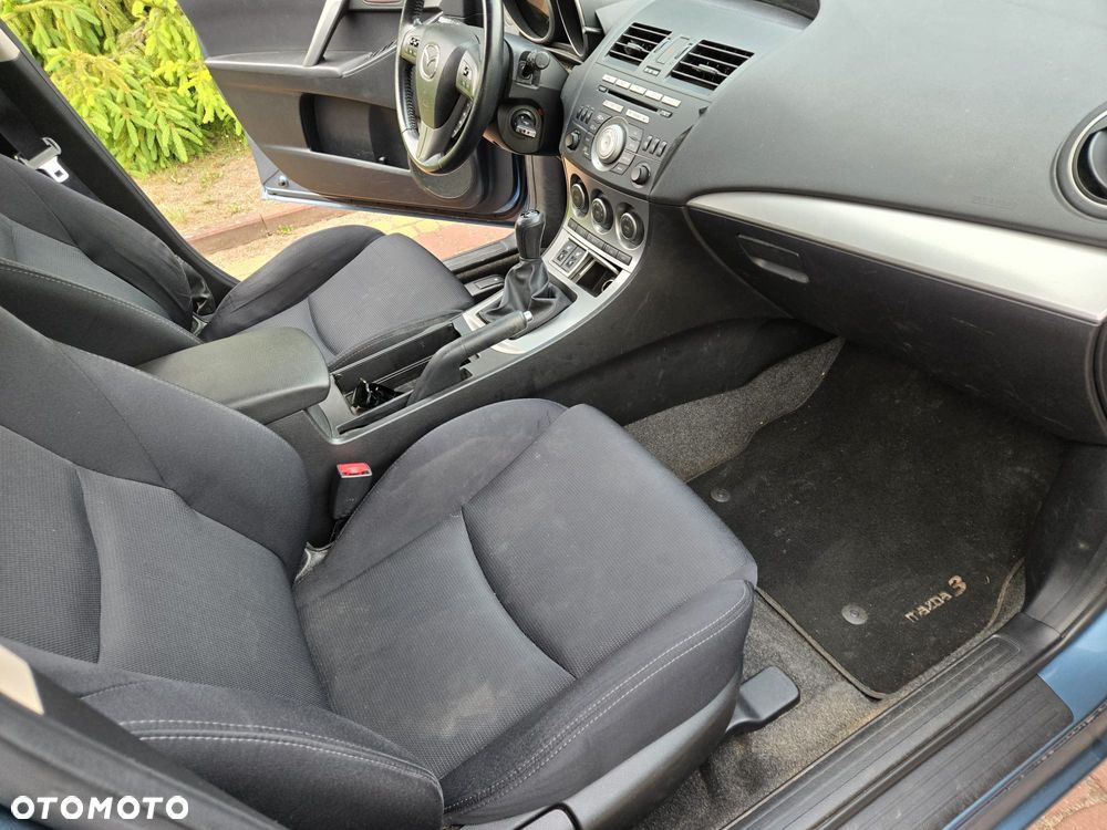 Mazda 3 - 9