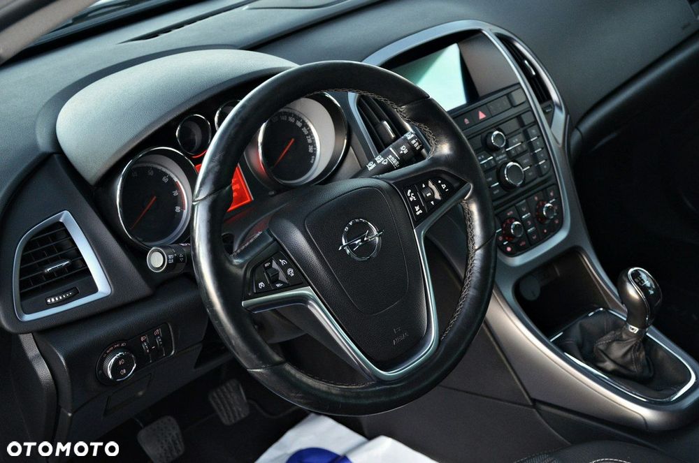 Opel Astra - 14