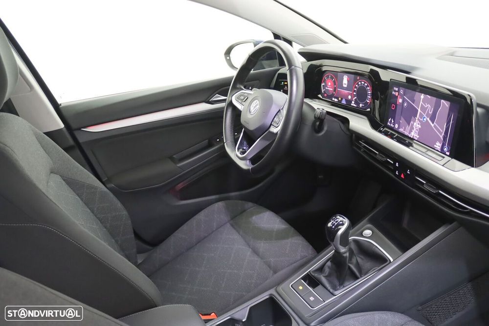 VW Golf Variant 2.0 TDi SCR Life - 9