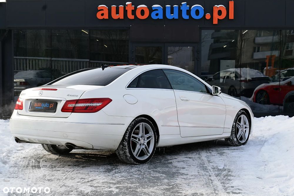Mercedes-Benz Klasa E 350 4-Matic - 20