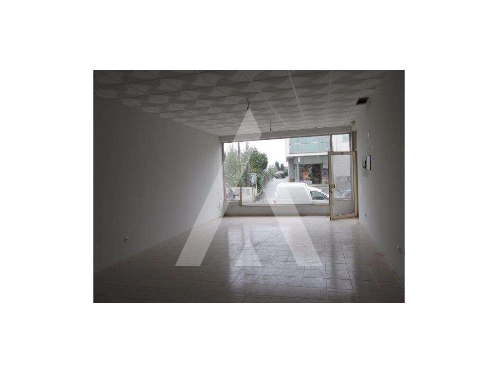 Loja para comércio em Trofa, Águeda - Grande imagem: 2/5