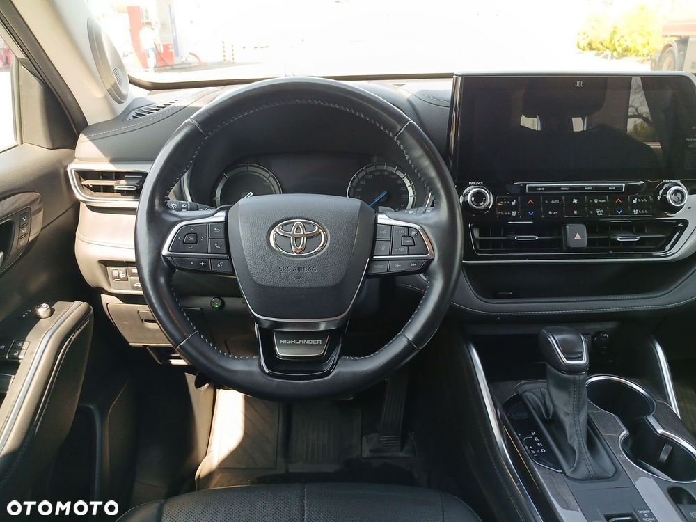 Toyota Highlander - 11