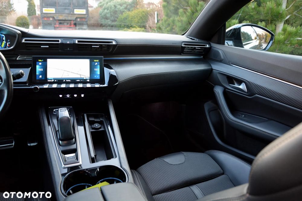 Peugeot 508 225 e-EAT8 GT - 24