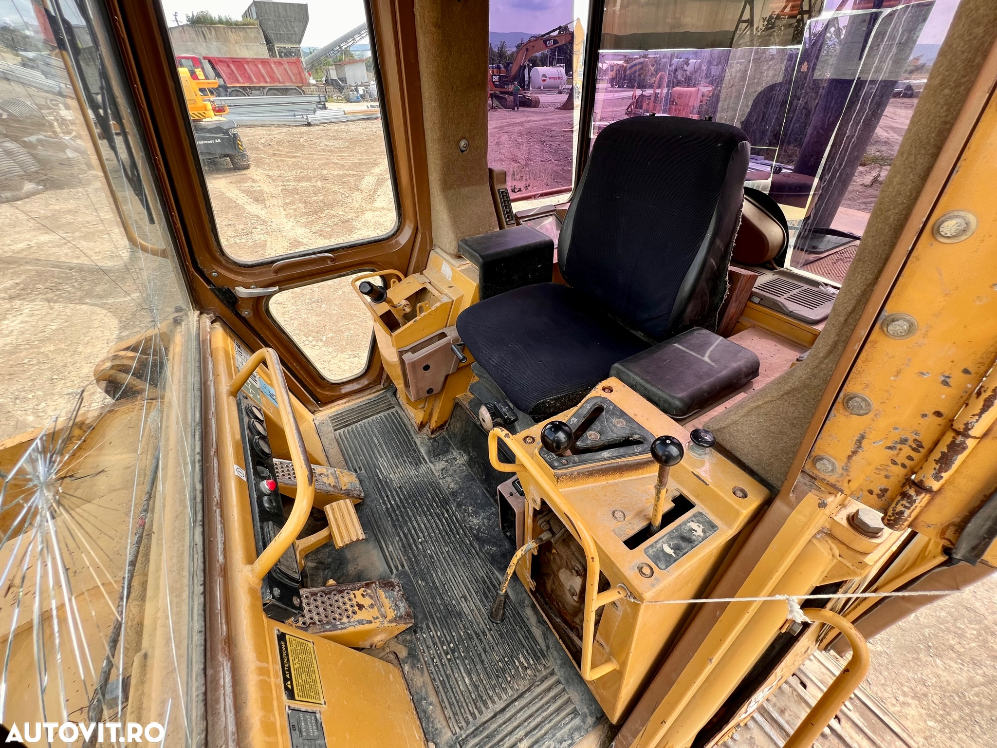 Caterpillar 953b - 12
