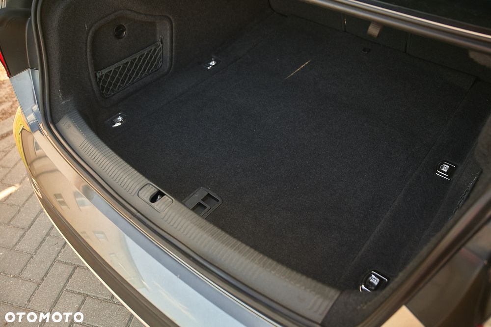 Audi A4 Limousine 35 TFSI S tronic S line - 18