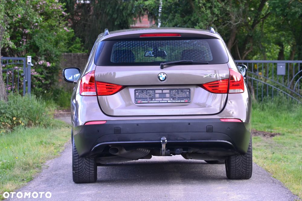 BMW X1 sDrive18d xLine - 10