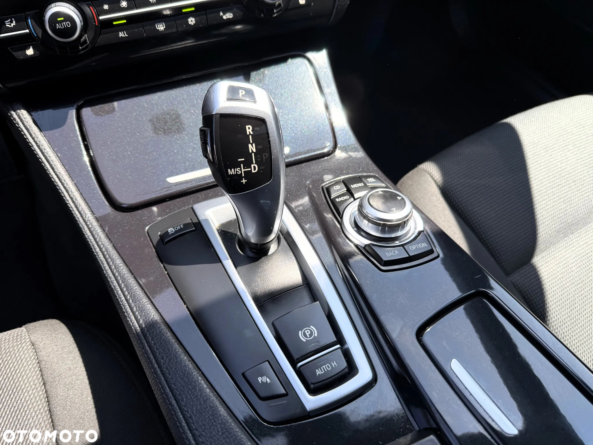 BMW Seria 5 520d Touring - 12