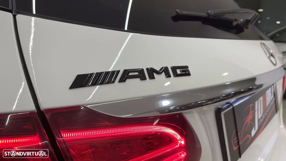 Mercedes-Benz C 43 AMG 4-Matic - 11