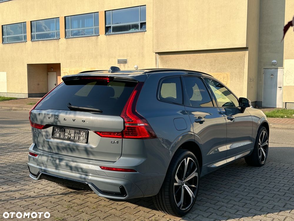 Volvo XC 60 B4 D Ultimate Dark - 10