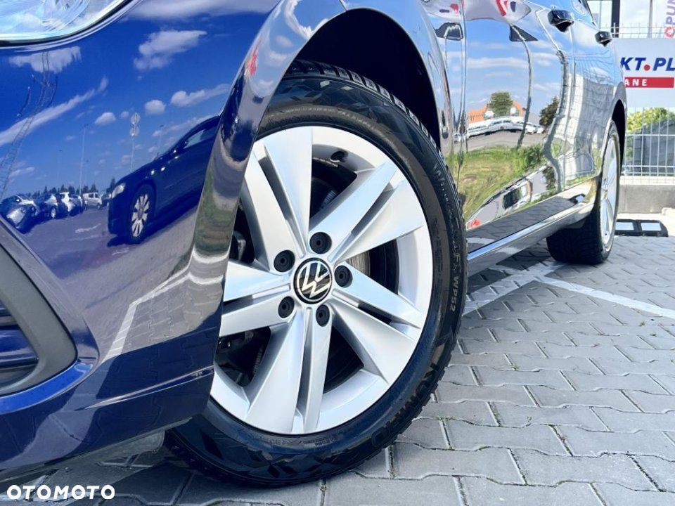 Volkswagen Golf - 10