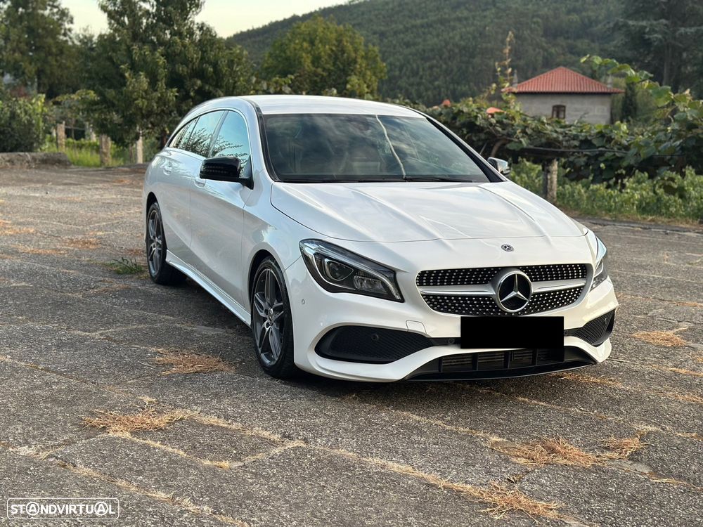 Mercedes-Benz CLA 180 d Shooting Brake AMG Line - 3