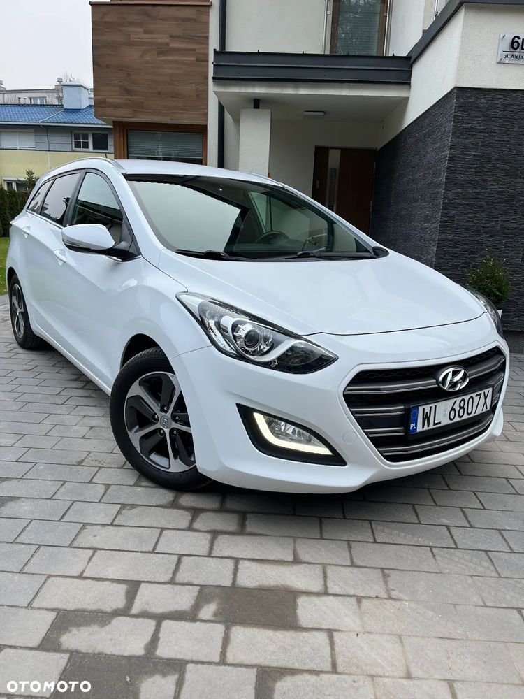 Hyundai i30 blue 1.6 GDI DCT Passion - 3