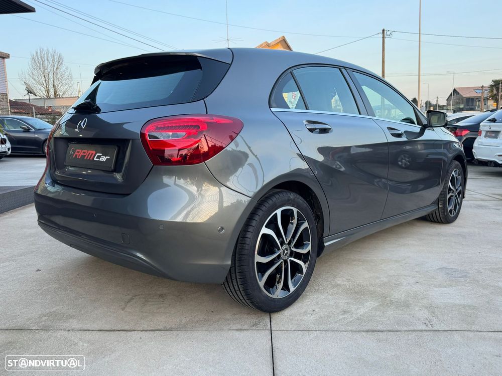 Mercedes-Benz A 180 d 7G-DCT Urban - 11