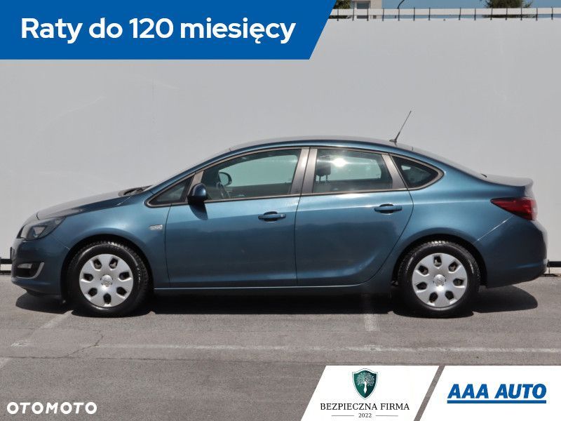 Opel Astra - 4