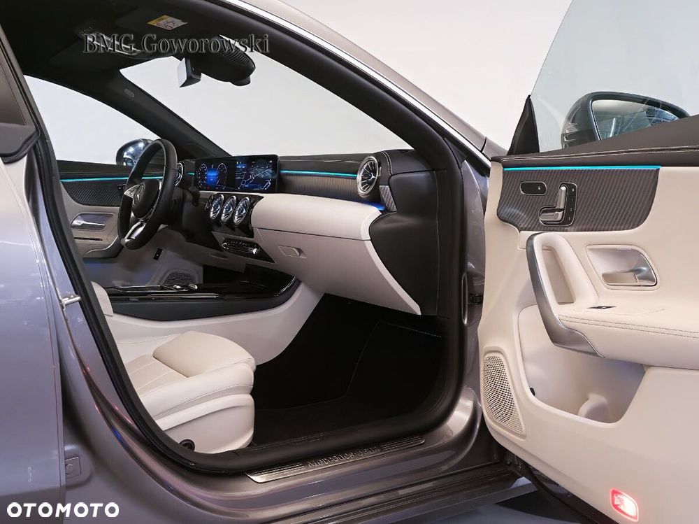 Mercedes-Benz CLA 2024