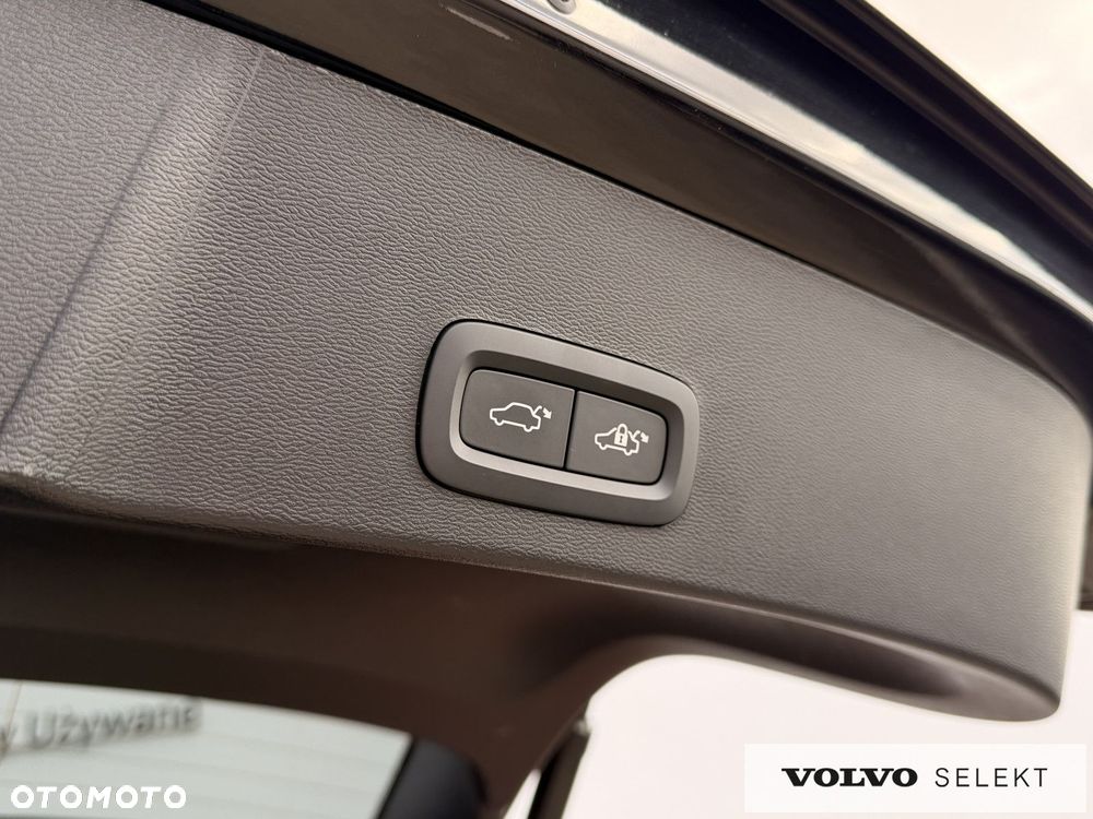 Volvo XC 40 - 26