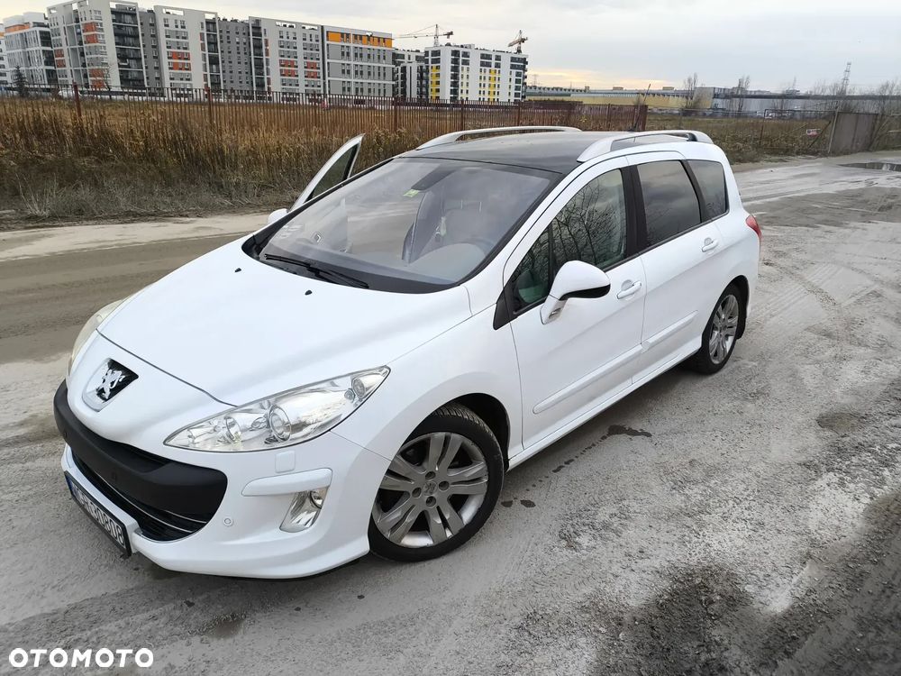 Peugeot 308 - 1