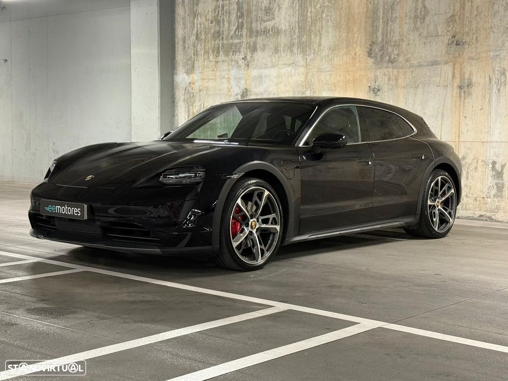 Porsche Taycan Cross Turismo - 7