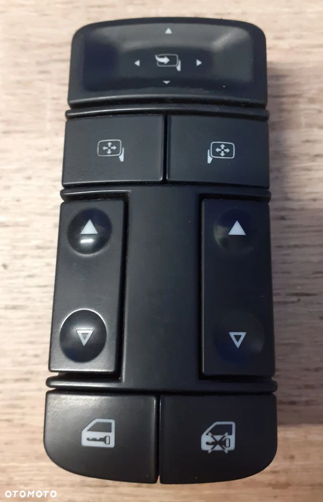 PANEL STEROWANIA PRZEŁĄCZNIK SZYB DRZWI KIEROWCY OPEL VECTRA C - 1