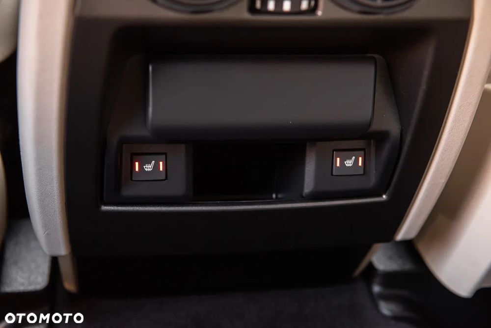 Land Rover Range Rover Sport SDV6 HSE - 32