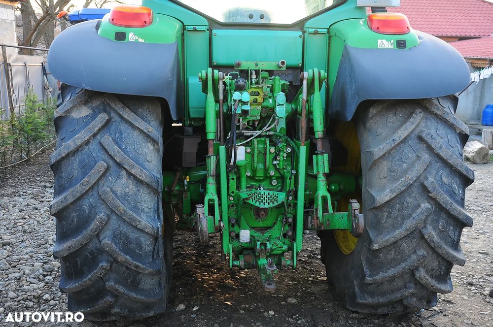 John Deere Tractor JD 6920S - 11