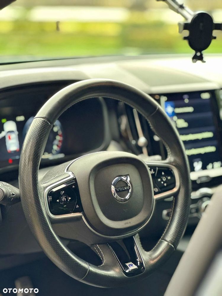 Volvo XC 60 T5 GPF AWD R-Design - 12