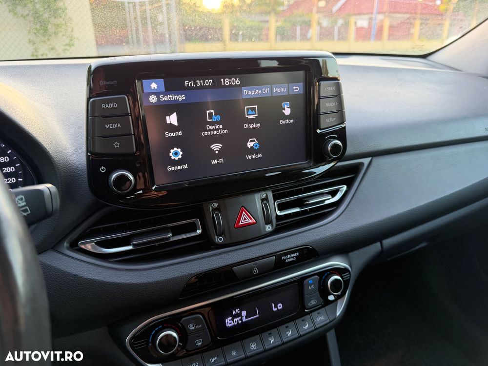 Hyundai i30 1.5 T-GDI MHEV 160CP Highway - 12