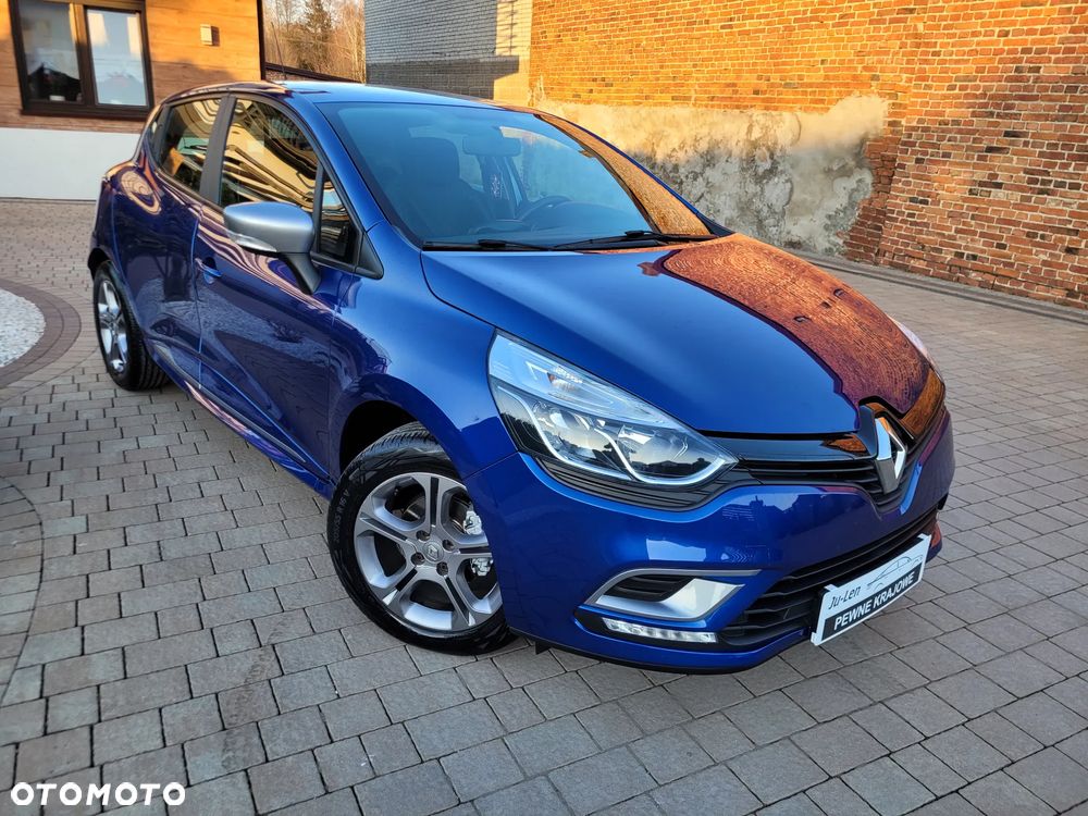 Renault Clio - 1