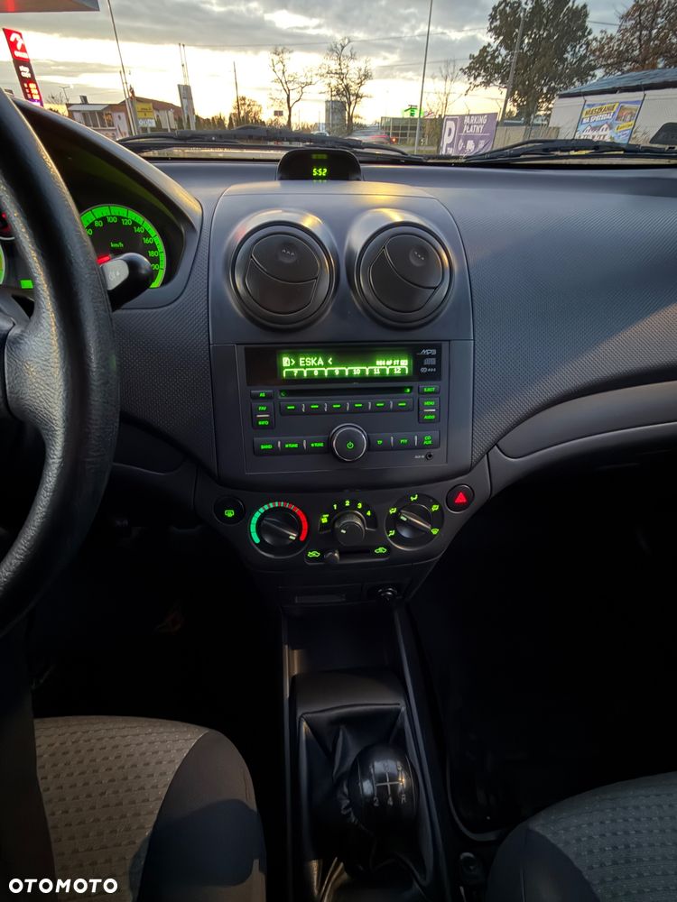 Chevrolet Aveo - 10