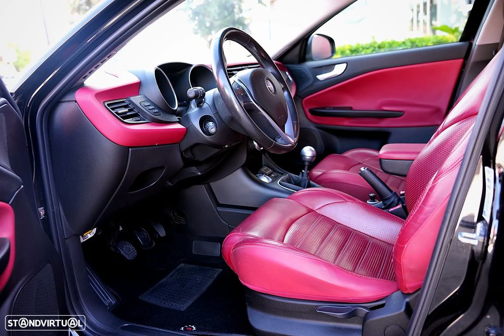 Alfa Romeo Giulietta 2.0 JTDM Super - 16