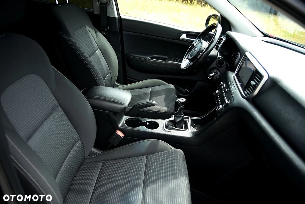Kia Sportage 1.6 GDI 2WD Black Edition - 26