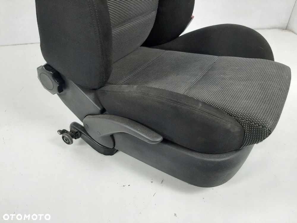 SEAT LEON 1.6 16V 04R FOTEL PRAWY KIEROWCY 1J4881106GK - 7