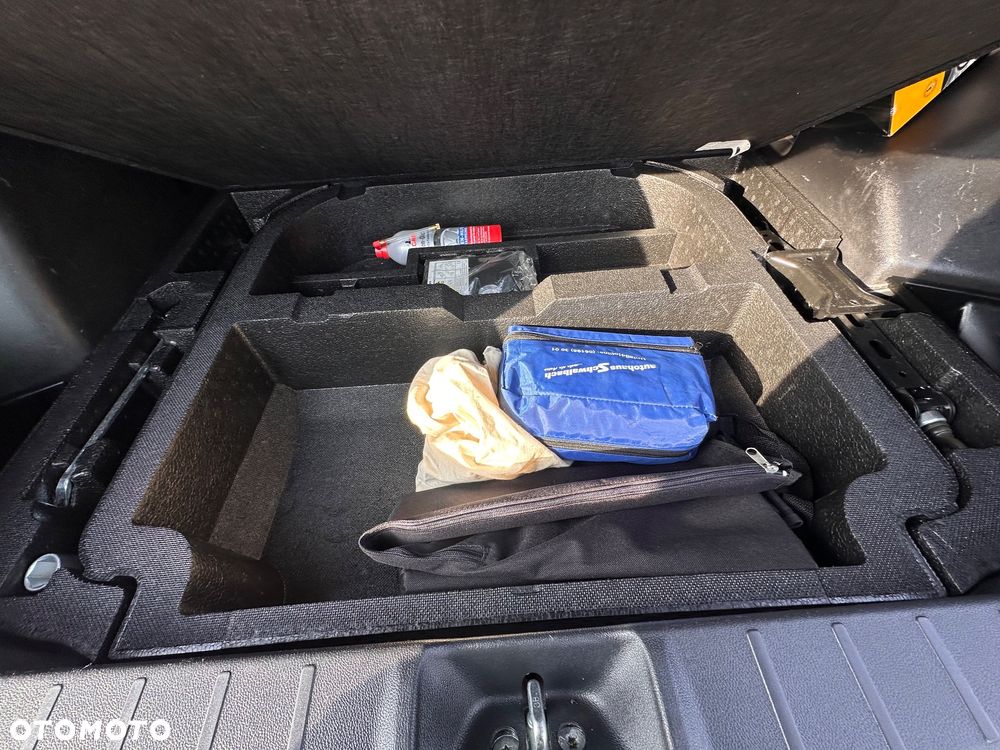 Mitsubishi ASX 1.6 DI-D 4WD Plus - 23