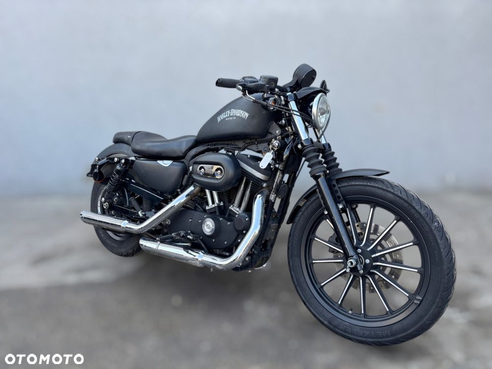 Harley-Davidson Sportster - 1