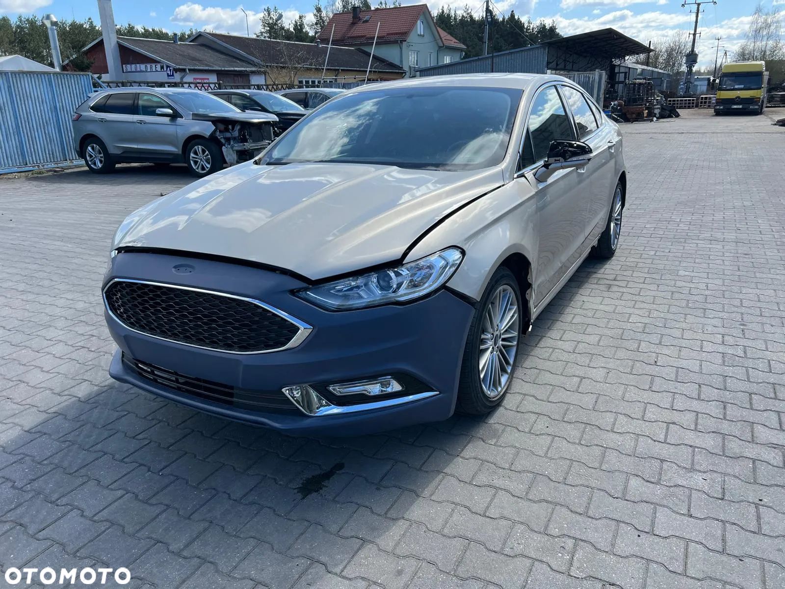 Ford Fusion - 1