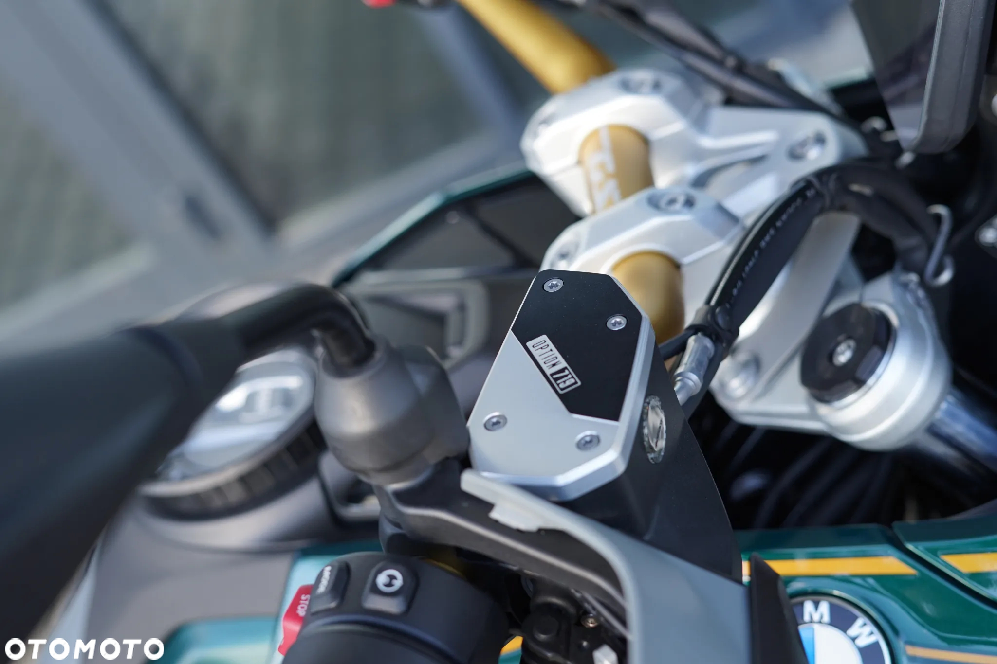 BMW R - 15
