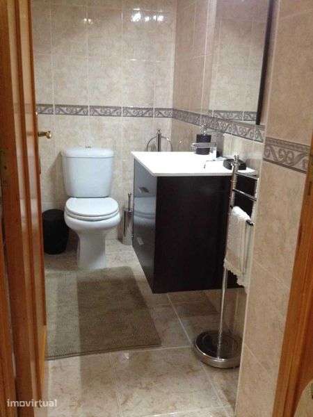 Venda de apartamento T3 em Paços de Brandão - Grande imagem: 3/5