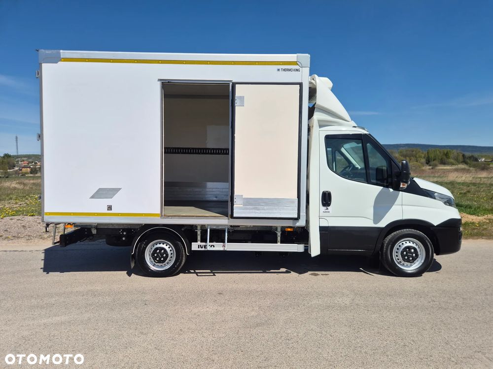 Iveco DAILY 35S15 CHŁODNIA MROŹNIA THERMO KING V-200 MAX FUNKCJA GRZANIA ZASILANIE ZEWNĘTRZNE 230V 2018R - 3