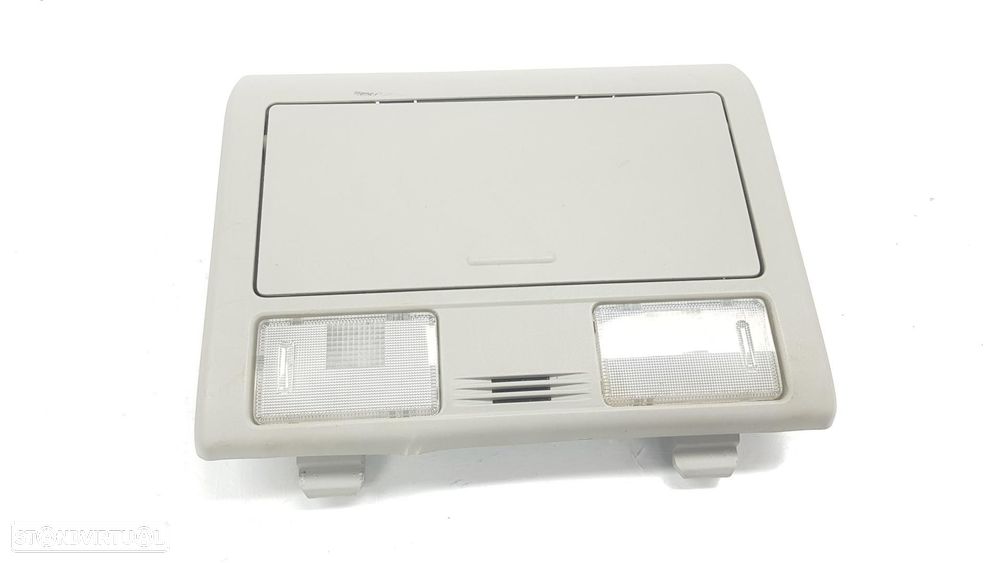 LUZ INTERIOR TOYOTA HILUX KUN - 1