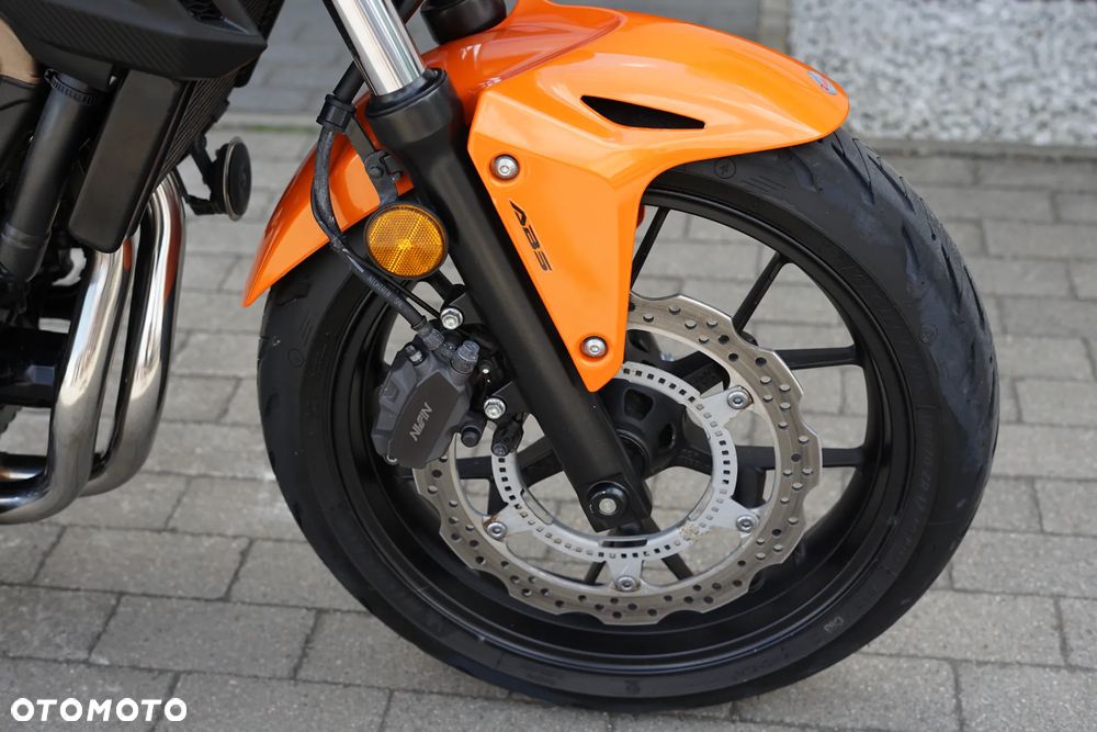 Honda CB - 15