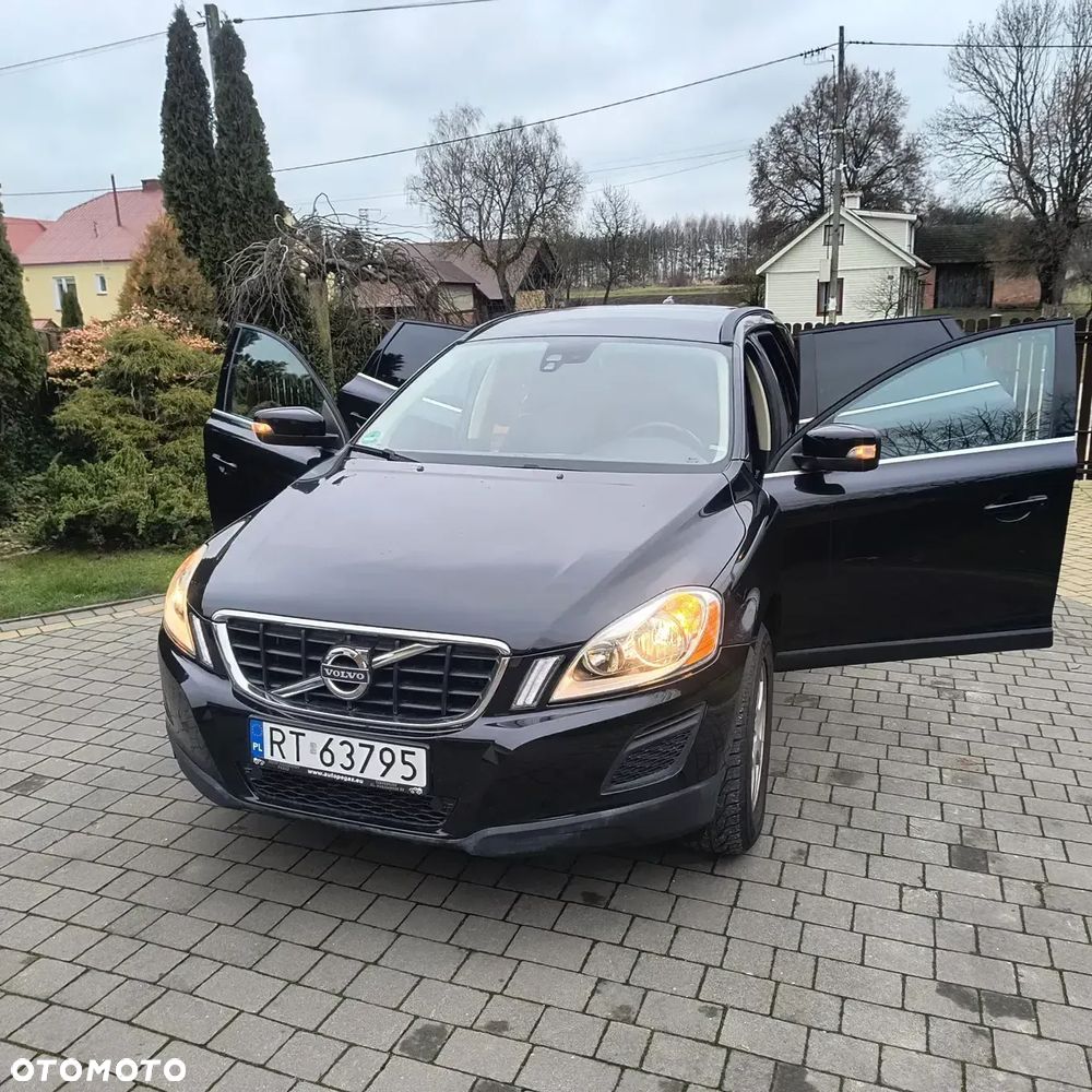 Volvo XC 60 DRIVe R Design - 16