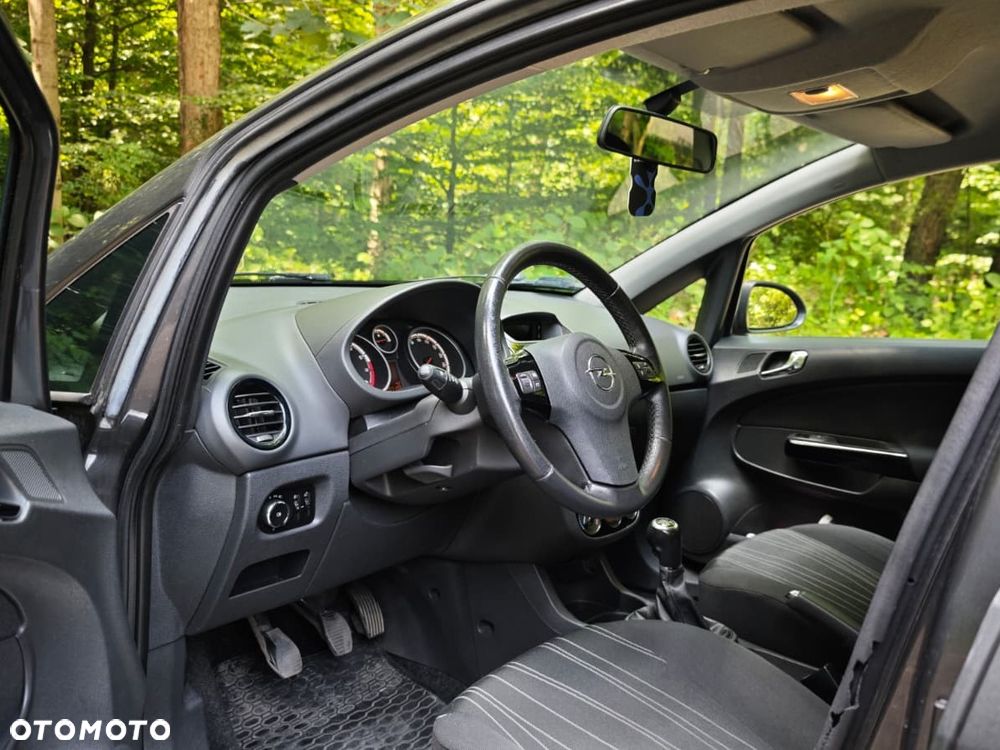 Opel Corsa 1.2 16V 111 - 21