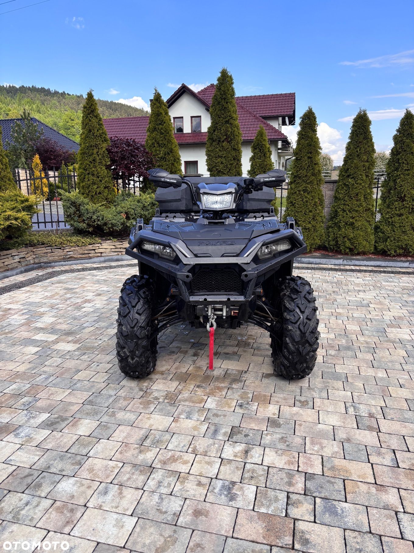 Polaris Sportsman - 1