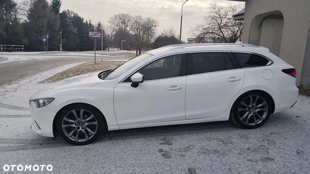 Mazda 6 2.0 Exclusive + - 10