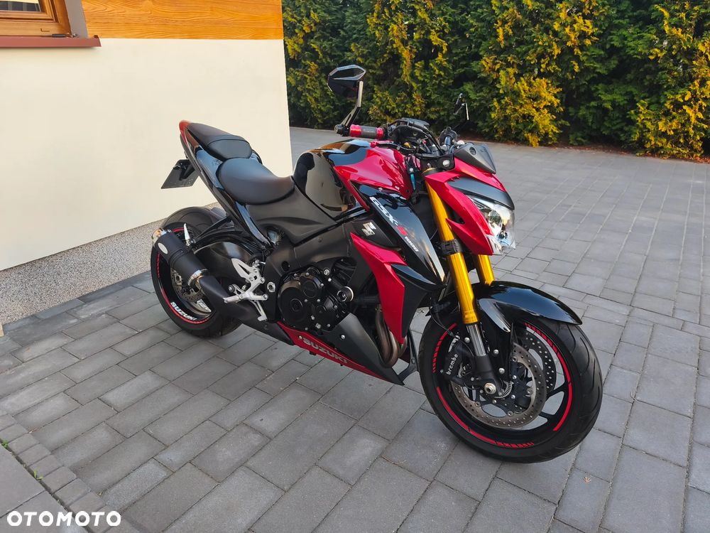 Suzuki GSX 1000 - 1
