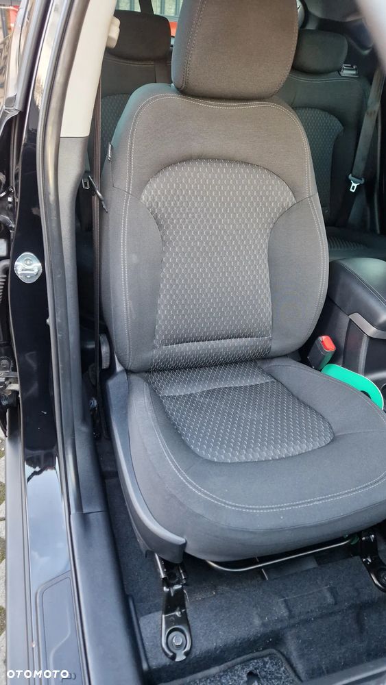 Hyundai ix35 1.6 2WD Fifa World Cup Edition - 31