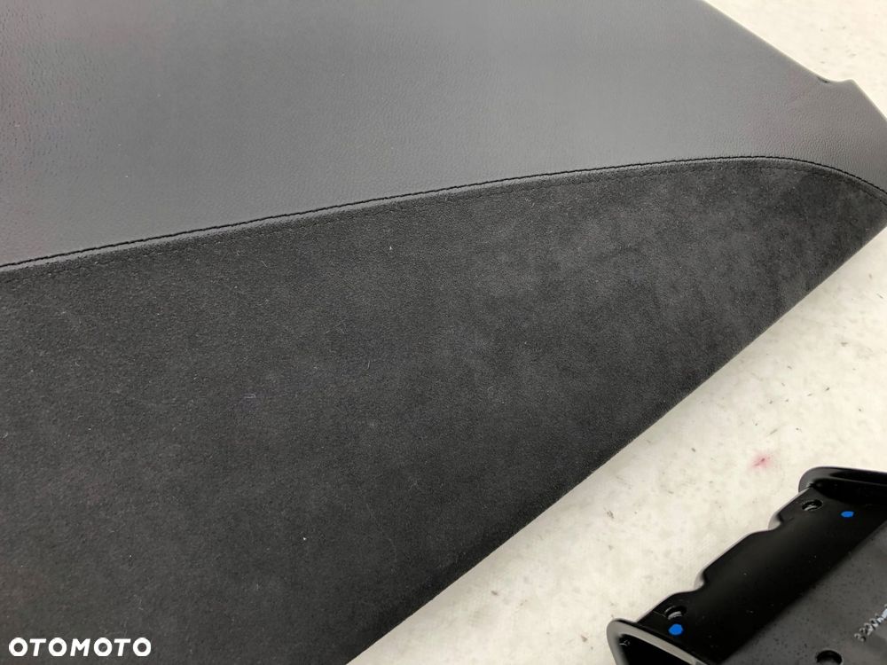 tesla s deska kokpit konsola poduszki pasy - 2