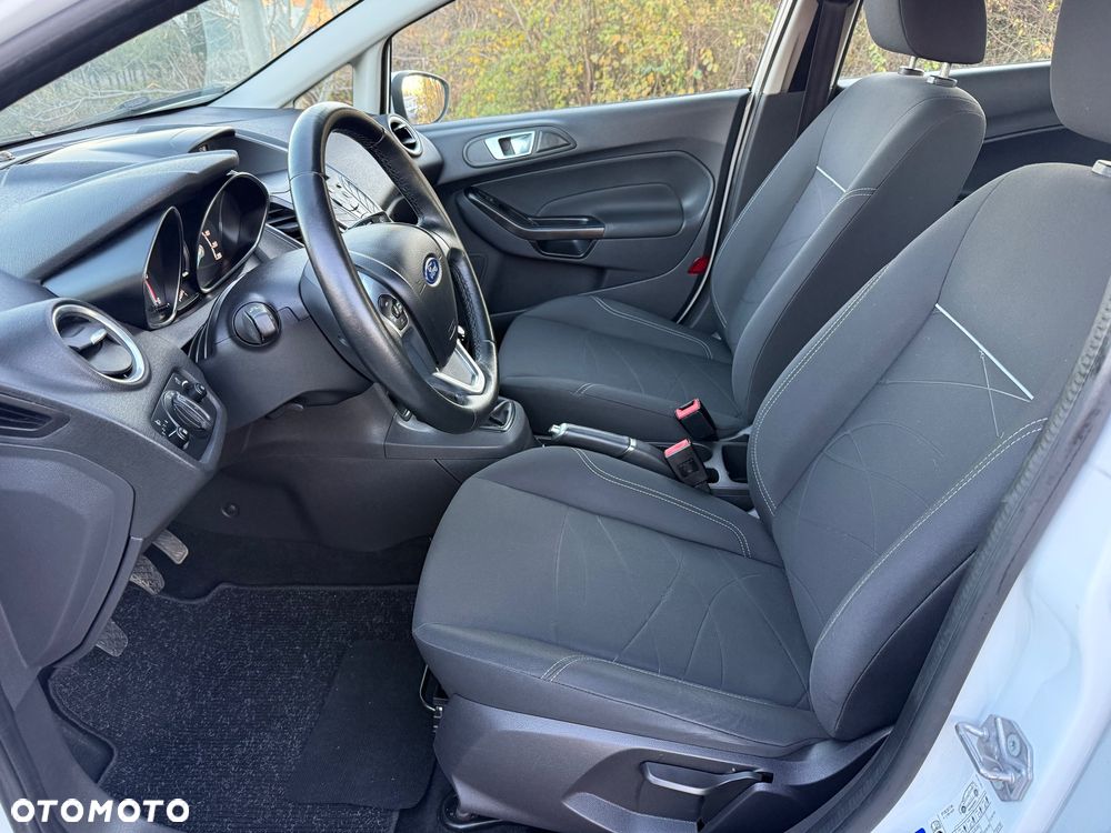 Ford Fiesta 1.5 TDCi St&St SYNC Edition - 21